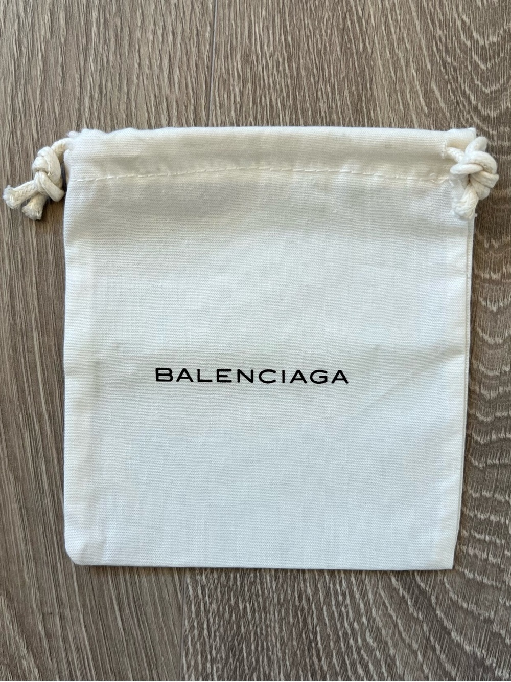 Balenciaga dust bag (C680)